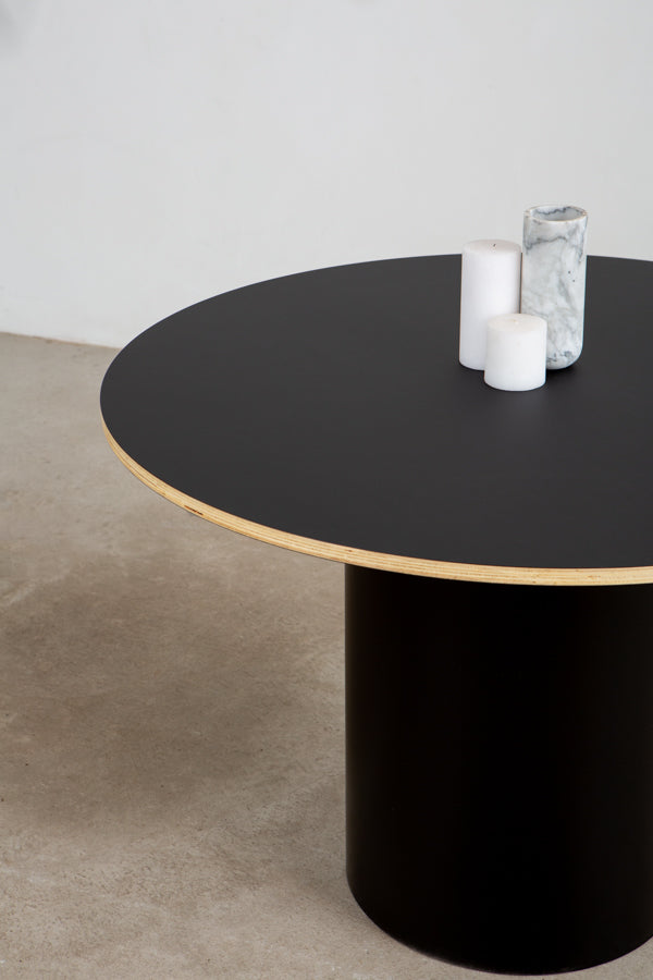 Column Round Meeting Table