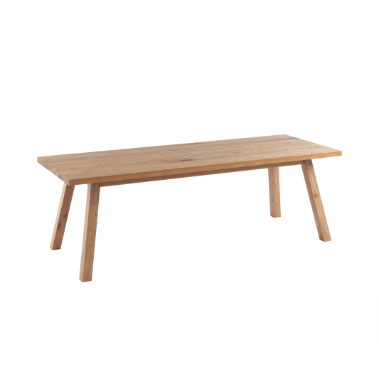 Fyra Dining Table